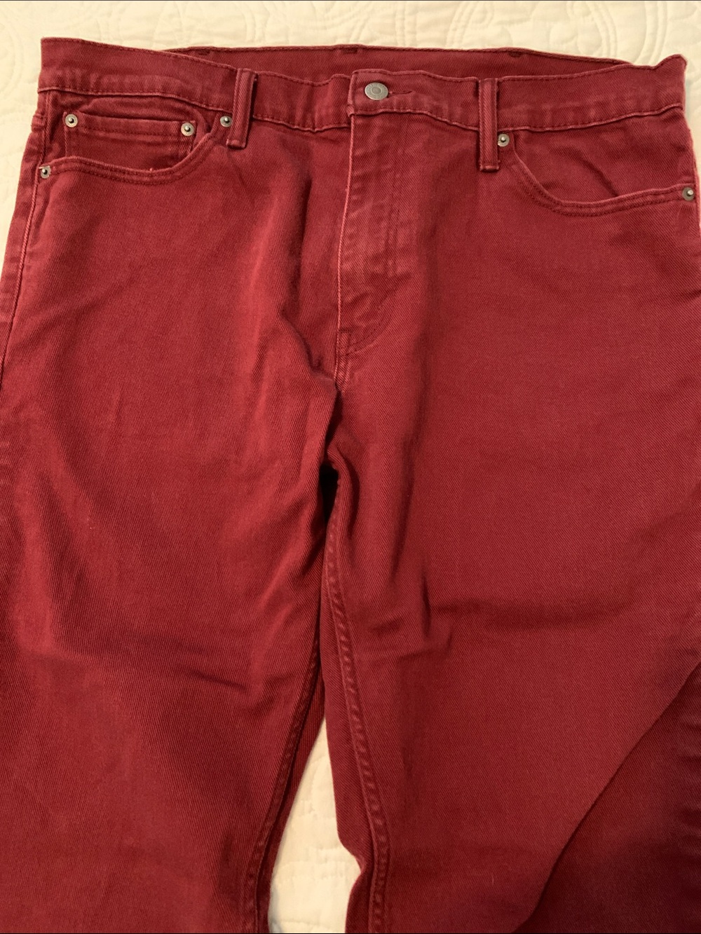 Levi 511 Men's Burgundy Slim Straight Jeans - Size W38 L34 - Picture 4 of 12
